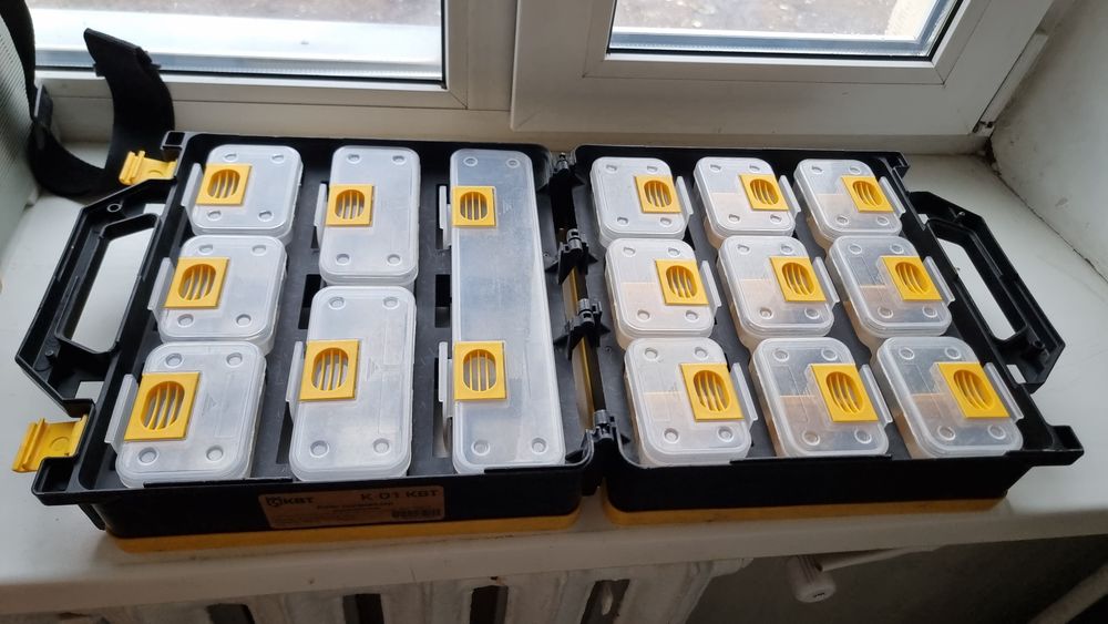 Жилет Stanley и органайзер КВТ