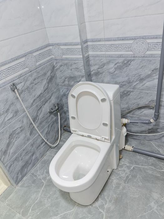 85м² чиланзар17 3комнаты подвал высота потолков 320 есть  теплый пол