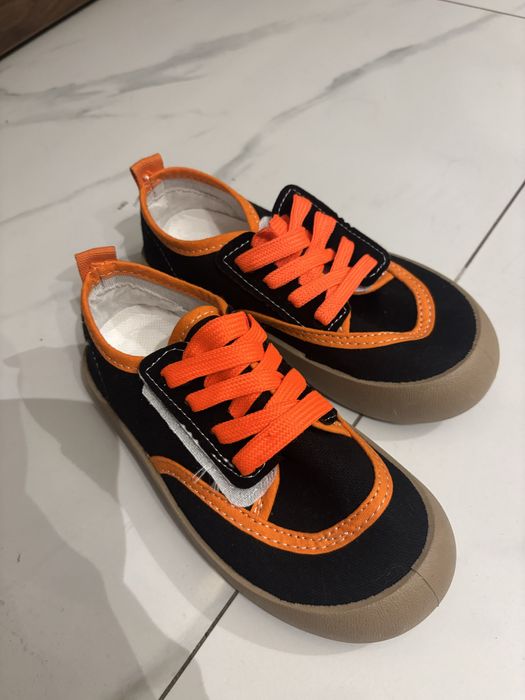 Новые кросовки  (кеды) для мальчика