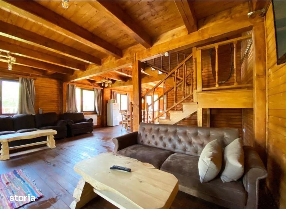 Ansamblu 3 cabane Cheile Râșnoavei 5000 mp