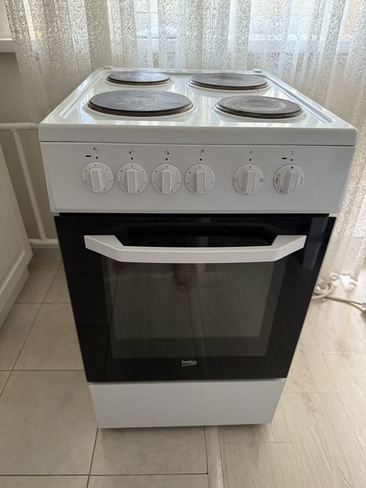 Продам плиту Beko