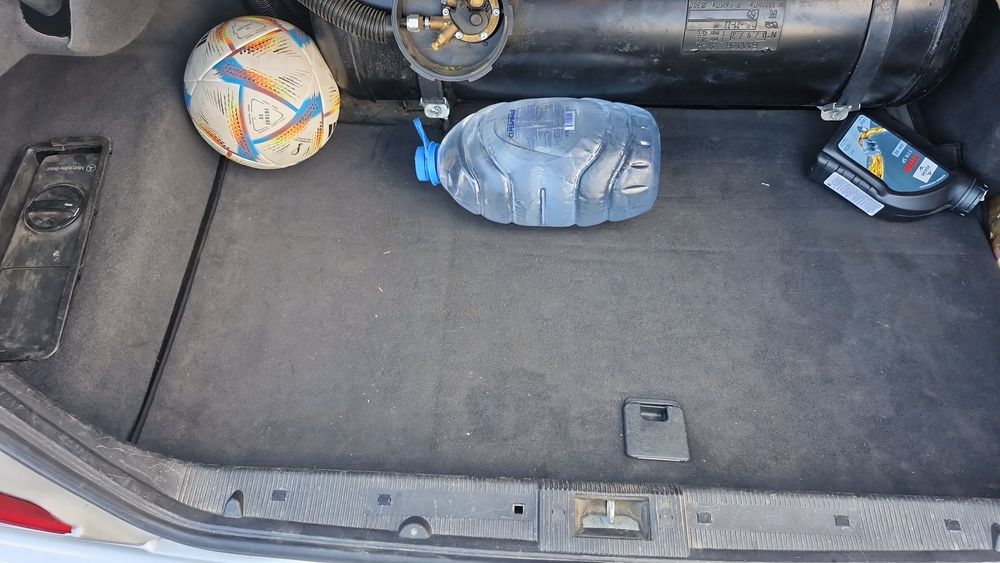 Мерседес Е 210, 112 мотор, 2001 года