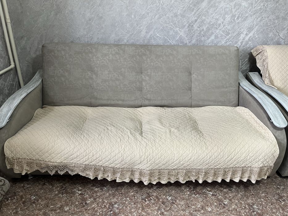 Продам диван с креслом