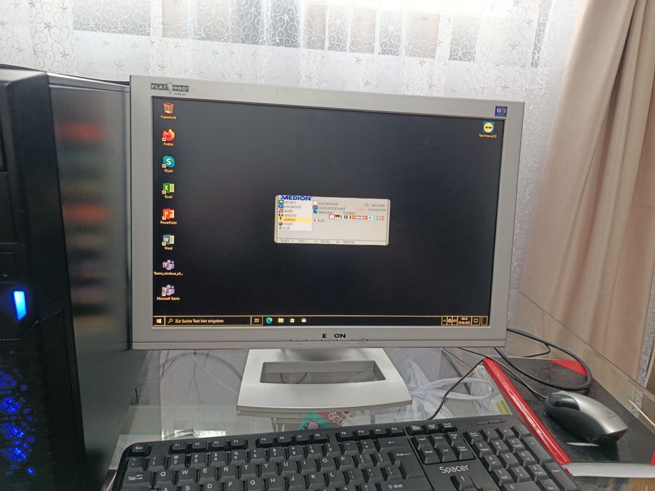 Vând monitoare PC