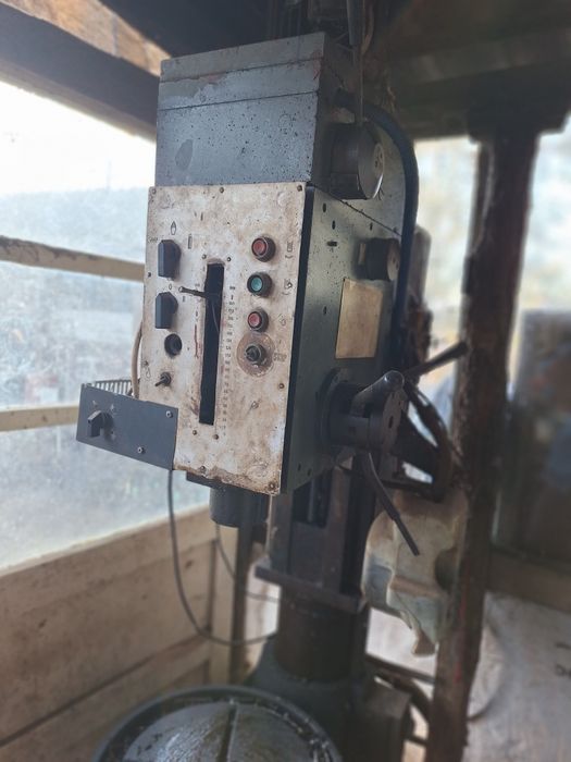 Bormașină electrica