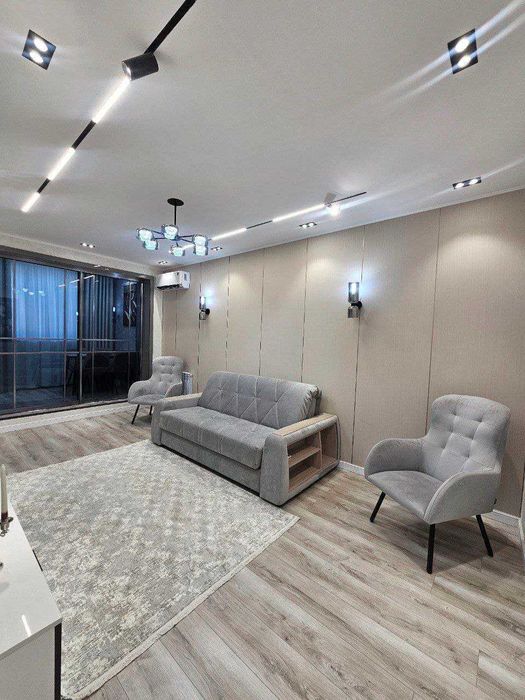 Метро Ойбек - 2-комнатная квартира в центре города!