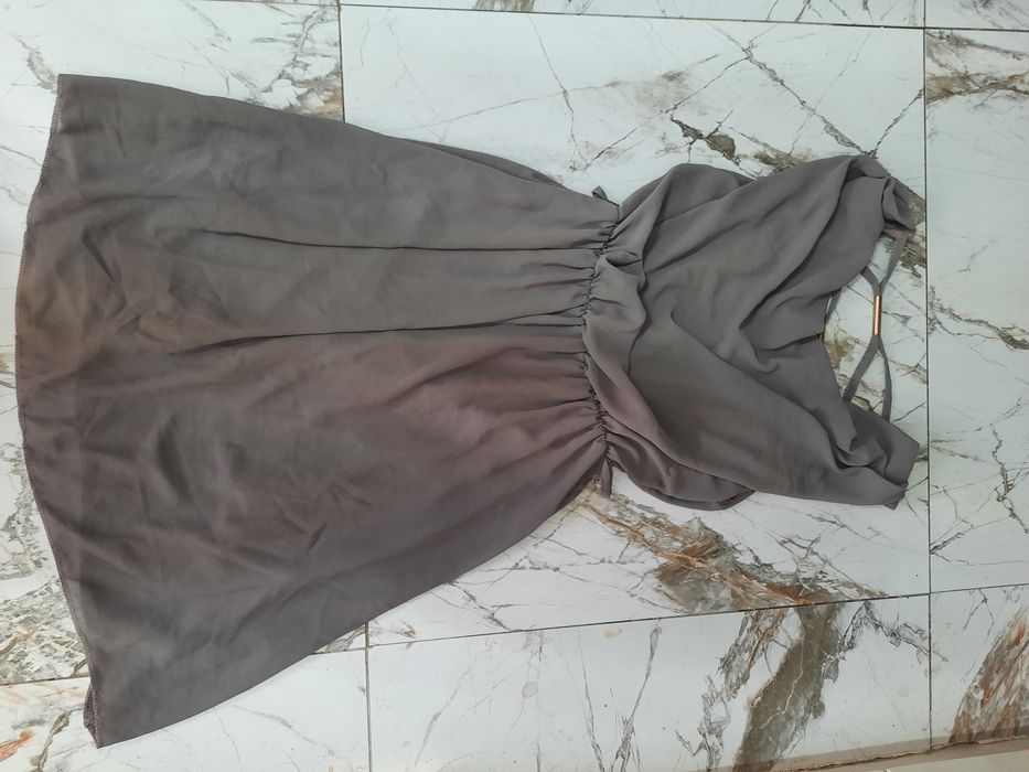 Отдам даром вещи женские