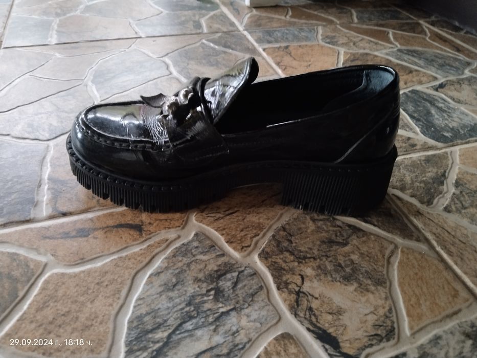 Дамски обувки Bianki и Дамски луфърии от естествен лак