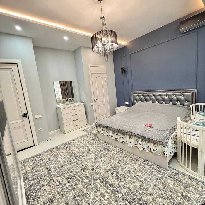 3 xonali kvartira sotiladi Cambridge Village 91 mk