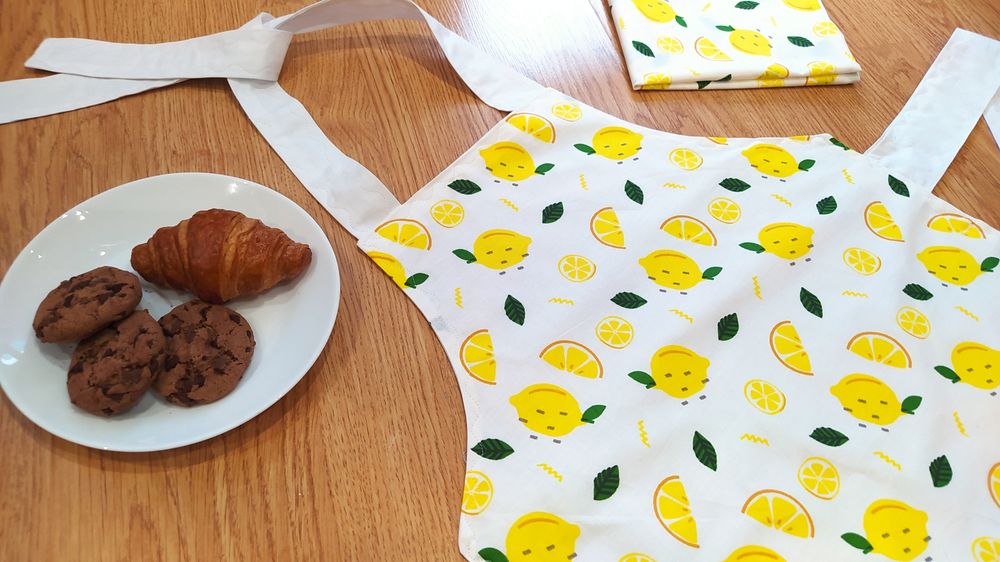 Детски готварски комплект престилка и шапка