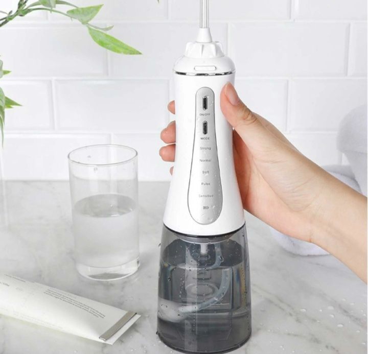 Ирригатор для полости рта