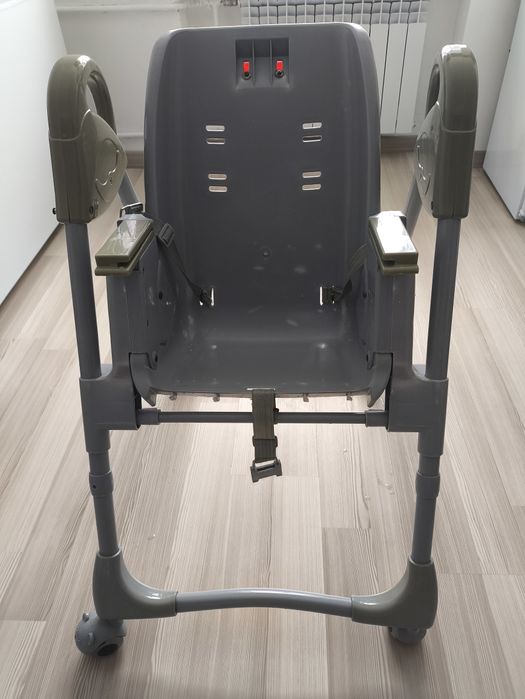 Продам стол детский 9000тг