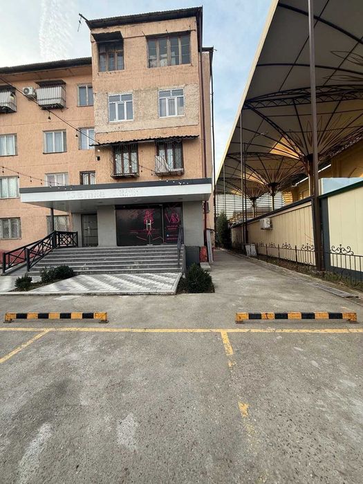 Не жилой 51кв майдонлий Масжид олдиди