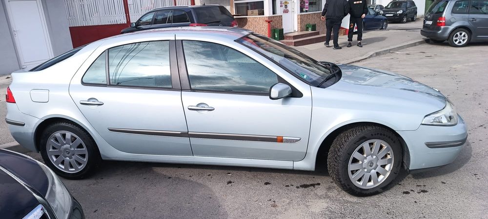 Vând Renault laguna 2
