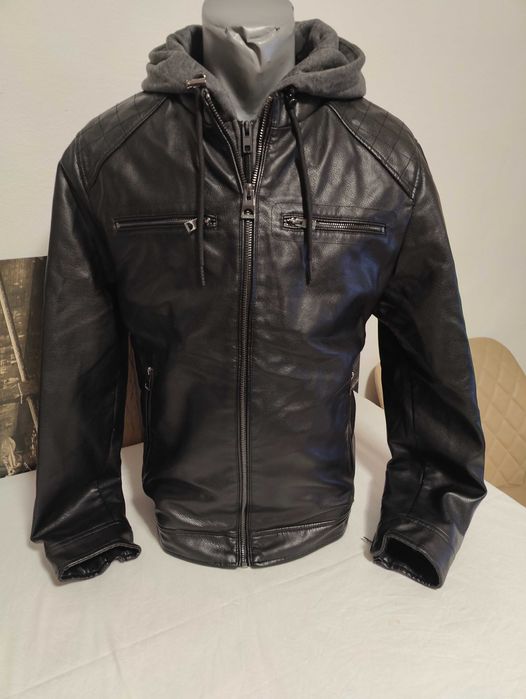 Geaca de piele Guess noua L