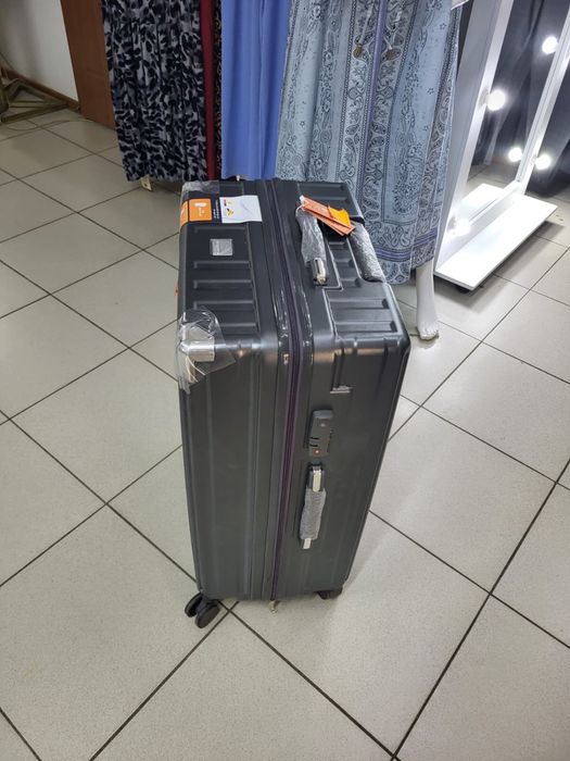 Чемодан 65*45*30