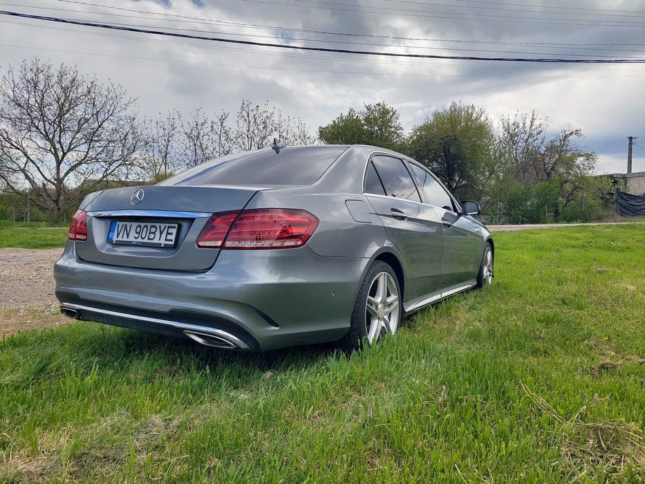 Mercedes E220 AMG