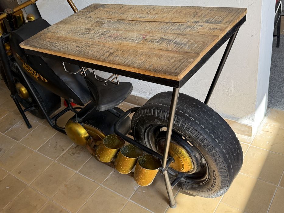 Motocicleta stil Bar