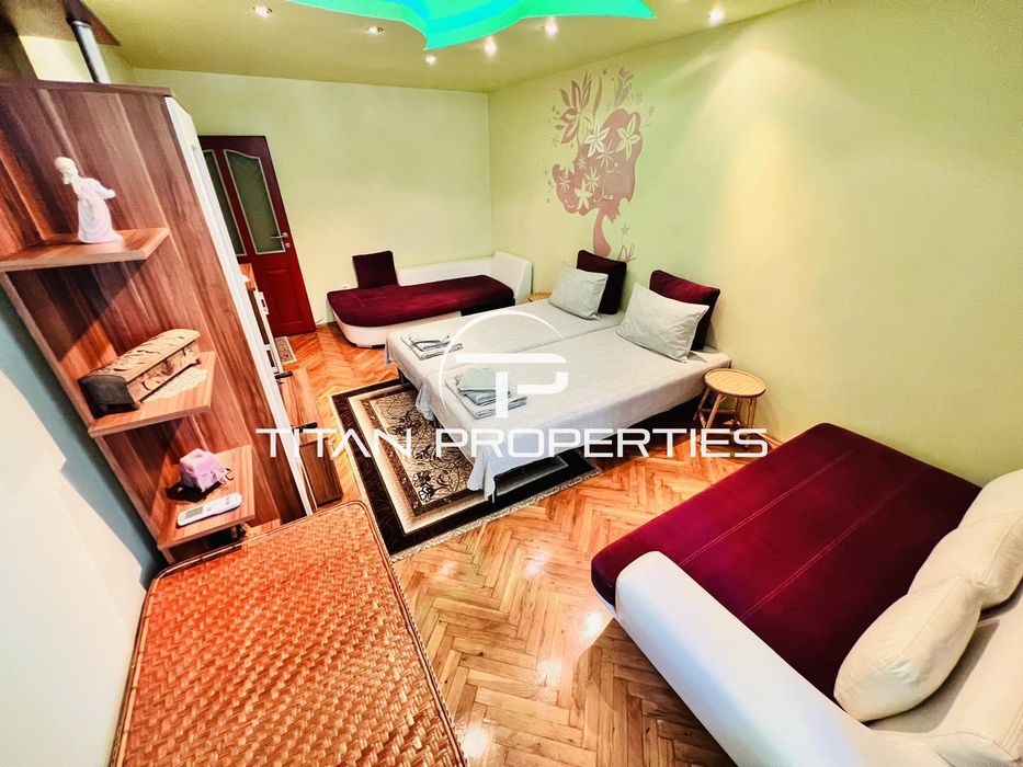 Дава се под наем Двустаен апартамент в Бургас, Лазур - 68 кв.м за 408 € - Снимка #2