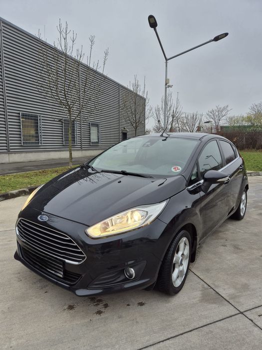 Vând Ford Fiesta - 10% din preț afișat pana în 31.12.2025