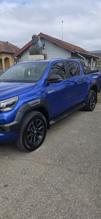 Toyota Hilux 2.8 Invincible