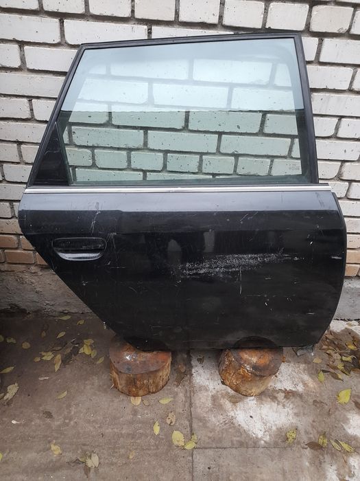 Дверь задняя правая к автомобилю Ауди A6 allroad.