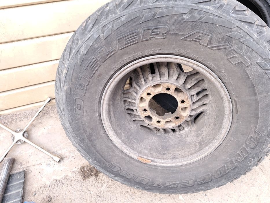 Резина bridgestone duler at 265/ 70- 15