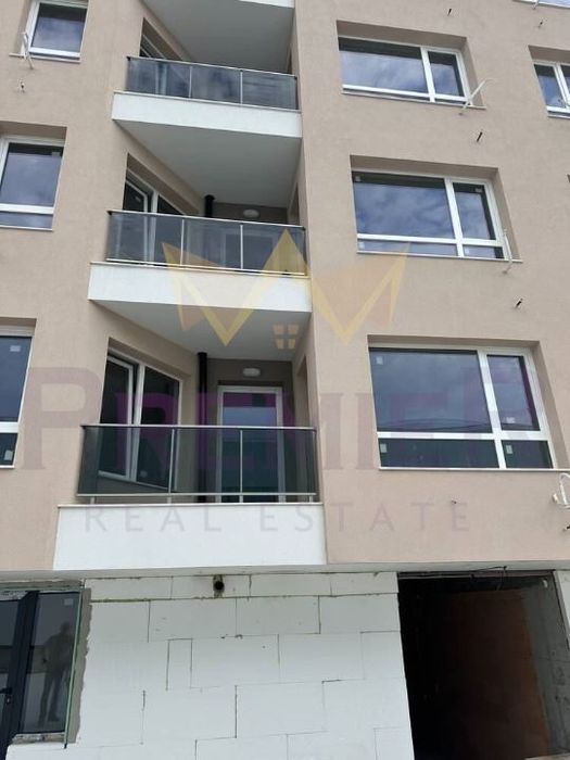 Продава се Двустаен апартамент в Бургас, Славейков - 62 кв.м за 1365 €/кв.м - Снимка #4