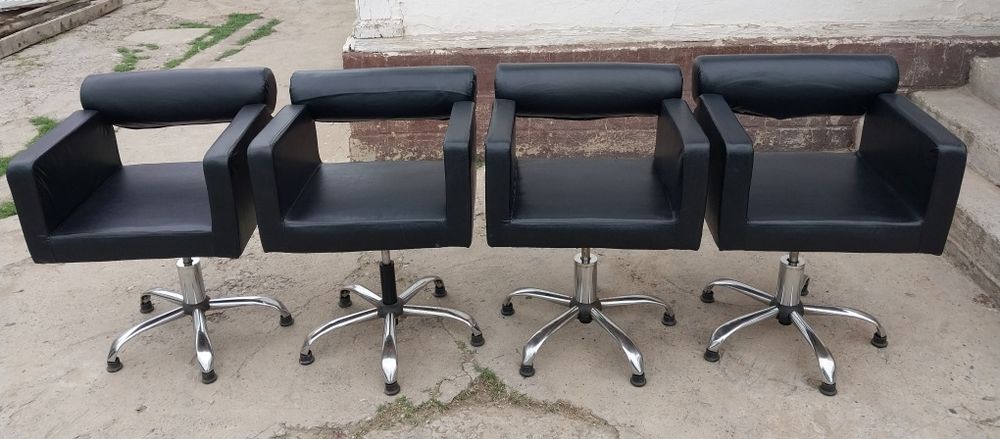 Кресла парикмахерские