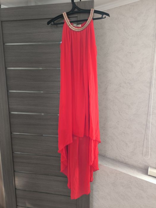 Красное платье, без ремешка