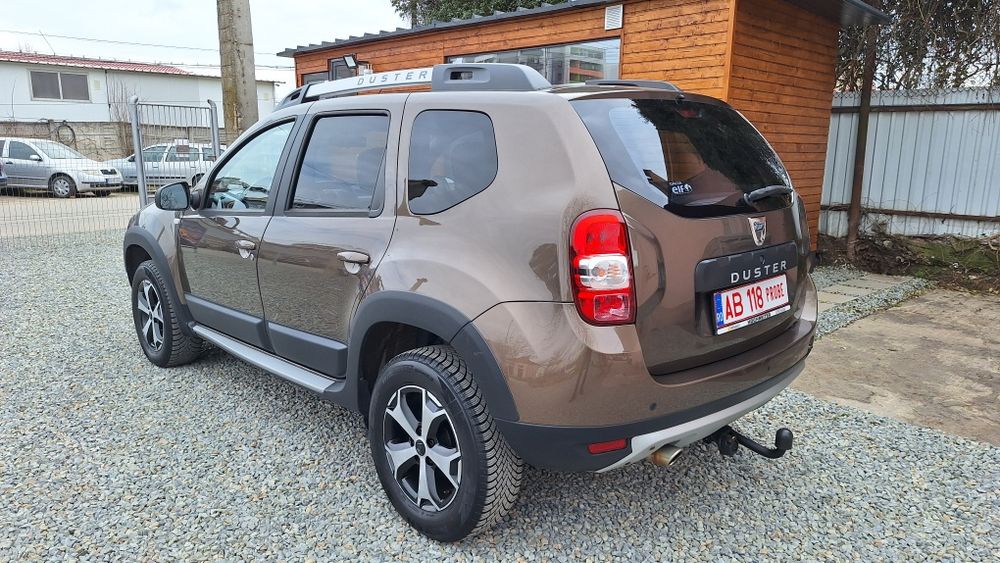 Dacia Duster 2017 4x4 1.5 Dci 110 CP Navi Cameră Senzori Încălzire