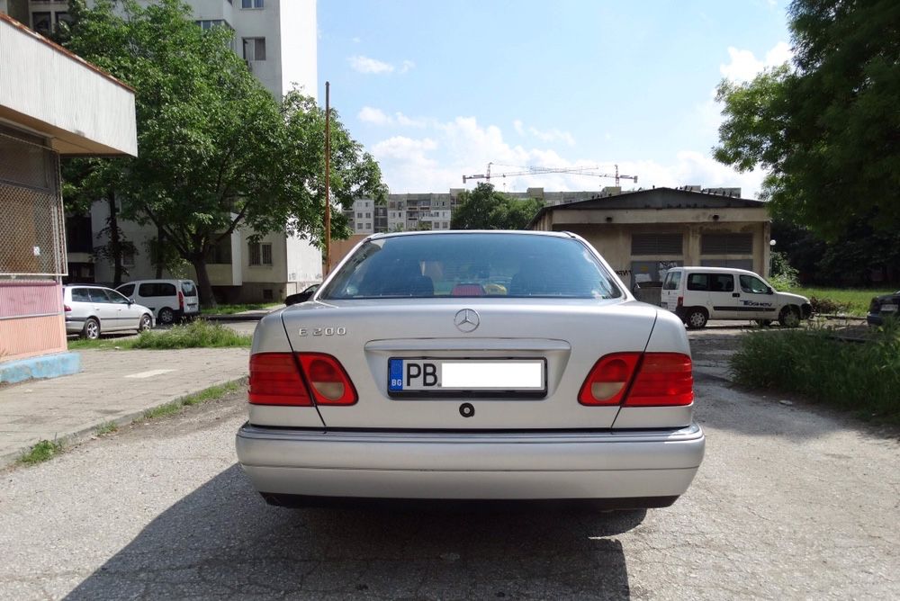 Mercedes-Benz W210 E200 136 к.с. на части !/ Мерцедес