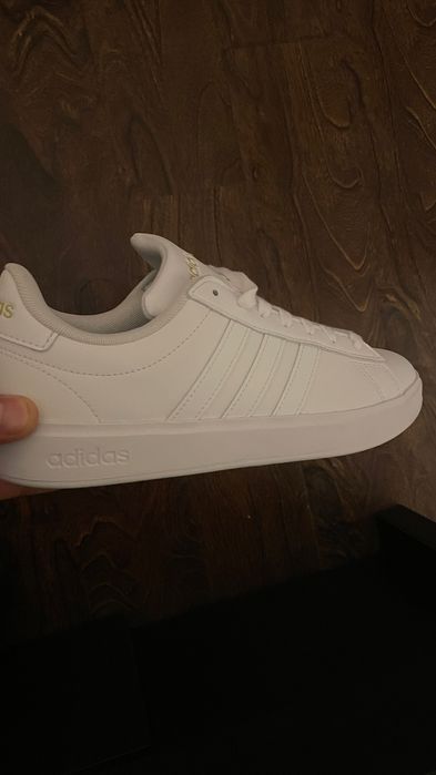 Adidasi damă Adidas Grand court 2.0 mărimea 38