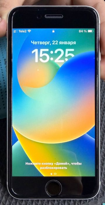 Айфон SE 2020 года