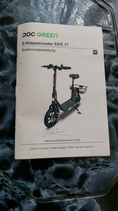 Trotineta scuter electric pliabil Doc Green