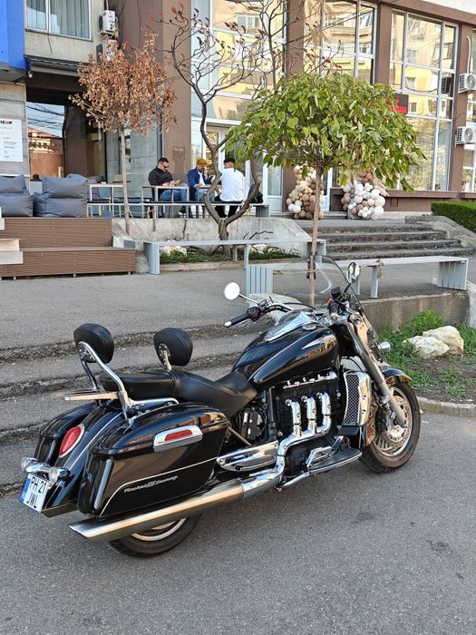 Triumph Rocket III touring