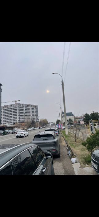 Taxtapulda 1 qavat joykashkan ofis sotiladi