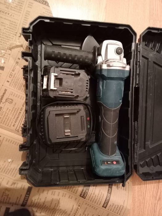 Продам болгарку BOSCH