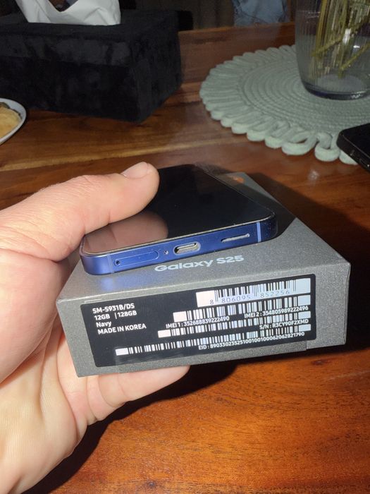 Samsung s25 128 10 din 10 ca nou folosit doua luni Factura