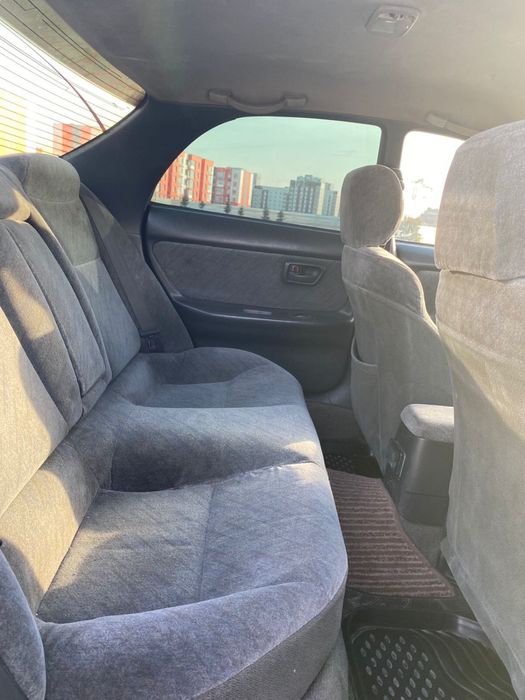 Toyota carina ed