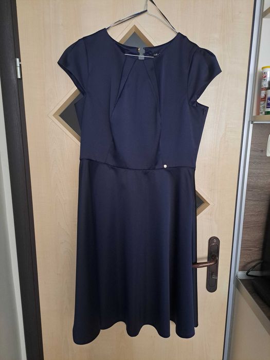 Чисто нова рокля Dika хл размер