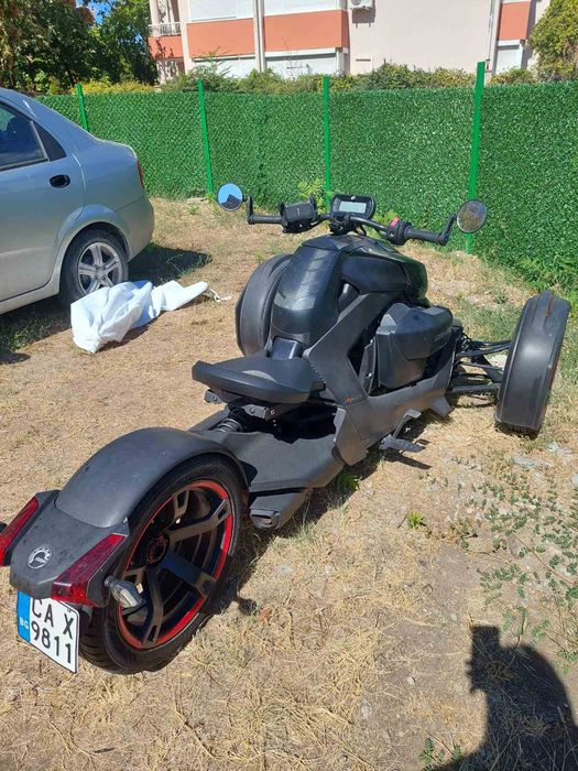Продавам CAN AM rycer