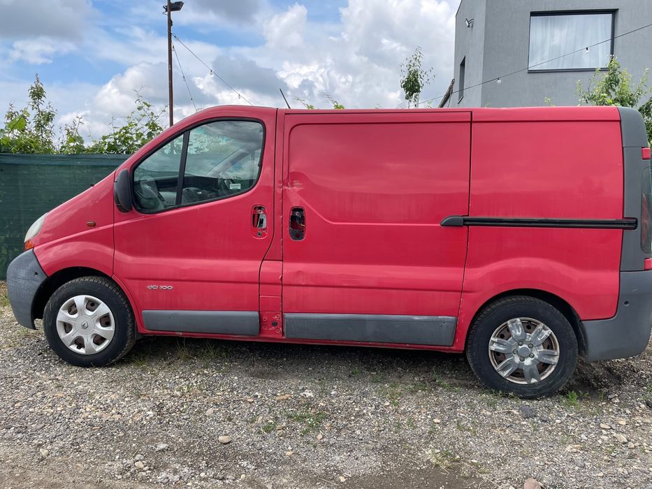 RENAULT Trafic 0 — imagine 2