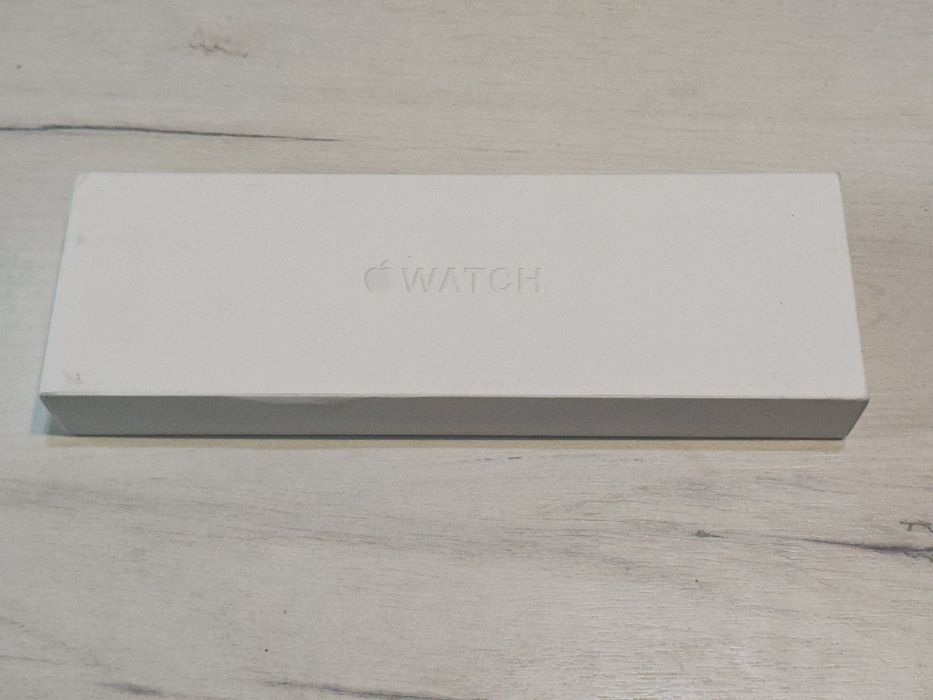 Чисто нов Apple Watch 11 46 mm Cellular Гаранция