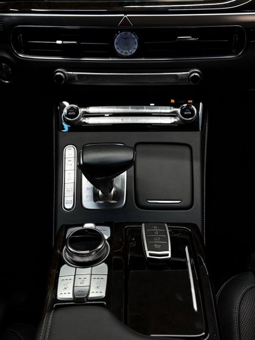 Genesis G90 2019