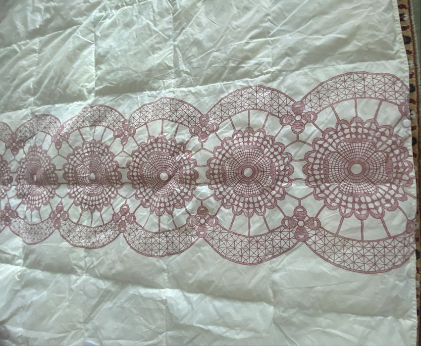 Продам легкое всесезонное одеяло