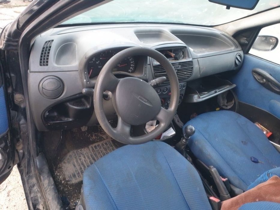 Dezmembrez Fiat Punto 1.0 benzina