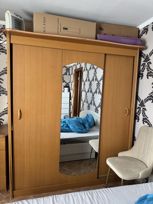 Продам шкаф в спальню