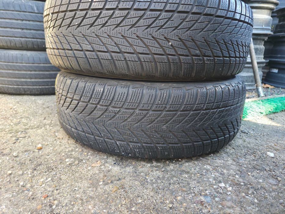 4 Anvelope de IARNA - 205/60/16 96H - GoodYear UltraGrip 3 - Stare F BUNA - DOT 2023 !