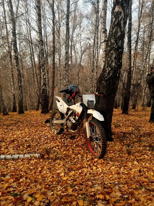 Продам Эндуро 250куб 172фмм